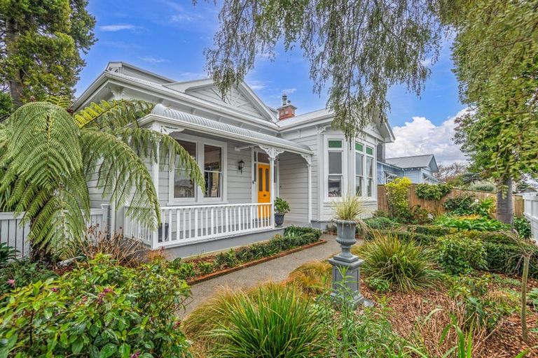 Photo of property in 6 Summerhays Street, Terrace End, Palmerston North, 4410