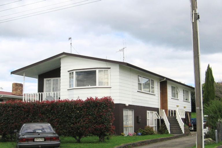 Photo of property in 66 Sutherland Road, Brookfield, Tauranga, 3110