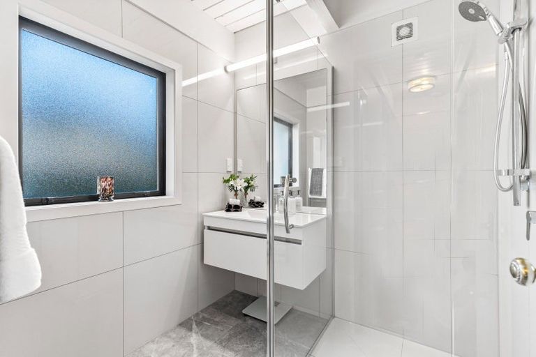 Photo of property in 1/13 Sidmouth Street, Mairangi Bay, Auckland, 0630