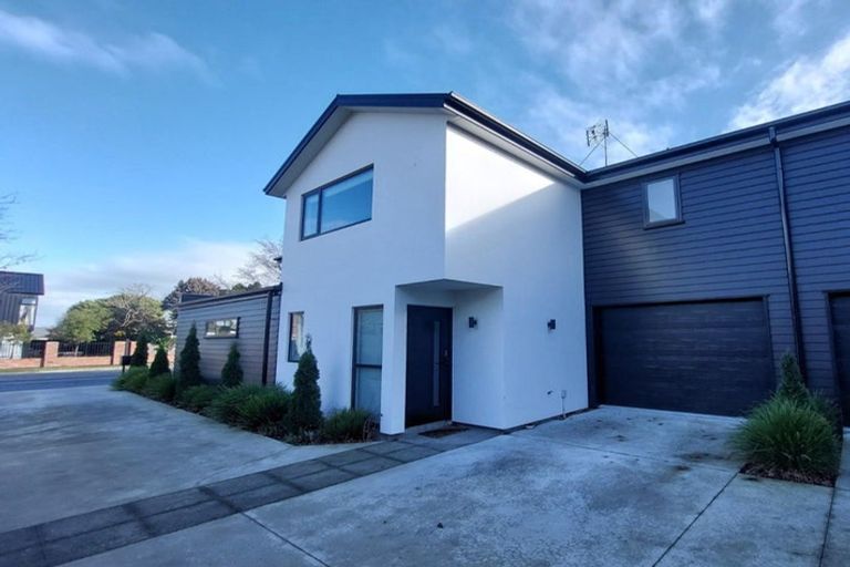 Photo of property in 2/102 Strickland Street, Sydenham, Christchurch, 8023