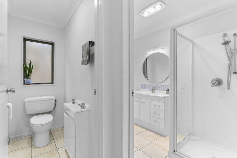 Photo of property in 18 Parris Street, Moturoa, New Plymouth, 4310