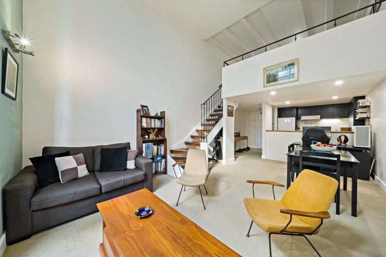 Photo of property in Dakota Buildings, 2c/3 Cheshire Street, Parnell, Auckland, 1052