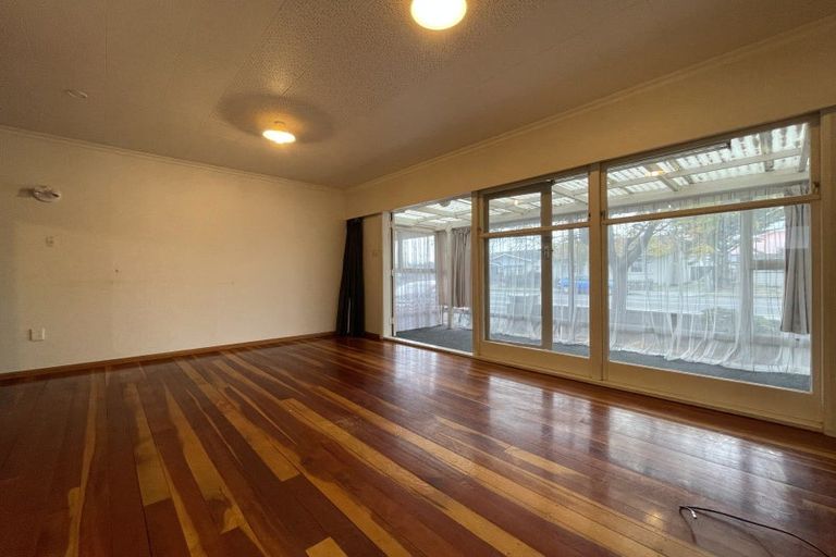 Photo of property in 1a Wood Street, Takaro, Palmerston North, 4410