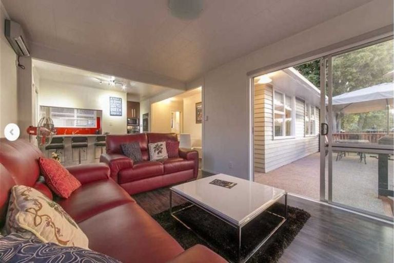 Photo of property in 28 Tabitha Crescent, Henderson, Auckland, 0612