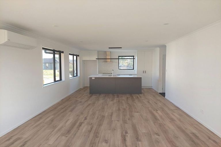 Photo of property in 40 Leathem Crescent, Pokeno, 2402