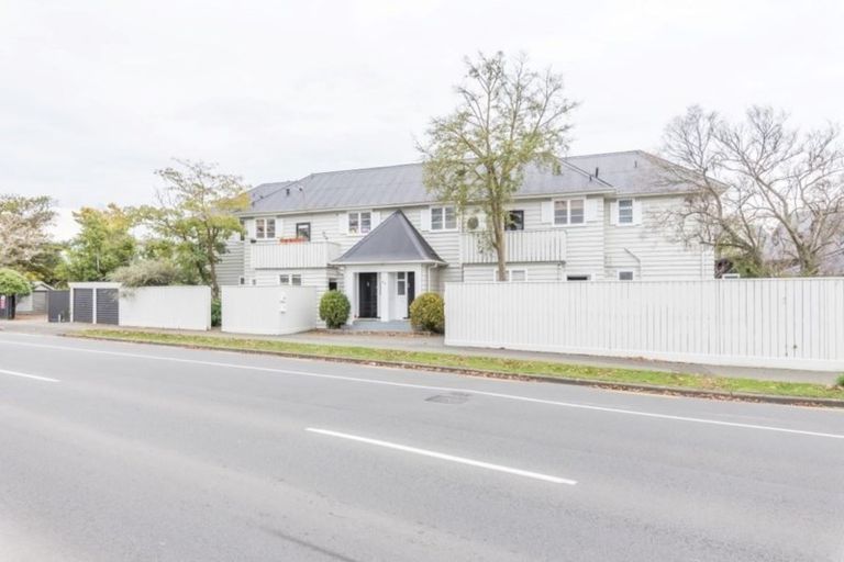 Photo of property in 1/46 Fendalton Road, Fendalton, Christchurch, 8014