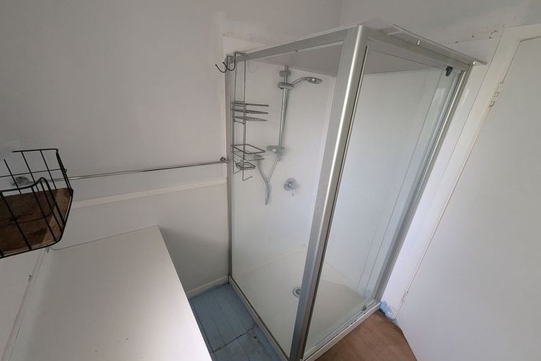 Photo of property in 22 Tizard Road, Birkenhead, Auckland, 0626