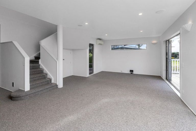 Photo of property in 237 One Tree Point Road, One Tree Point, 0118