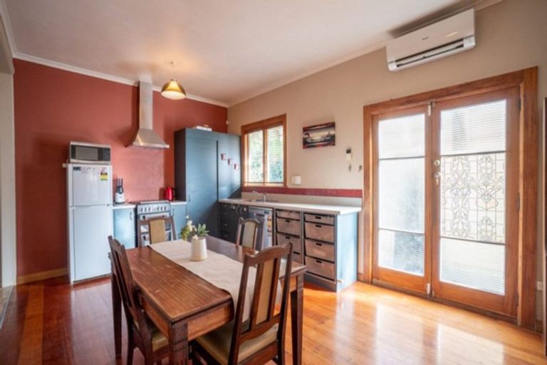 Photo of property in 20 South Street, West End, Palmerston North, 4410