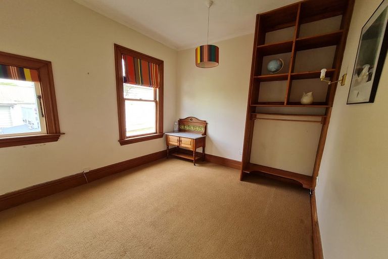 Photo of property in 6 Porritt Avenue, Mount Victoria, Wellington, 6011