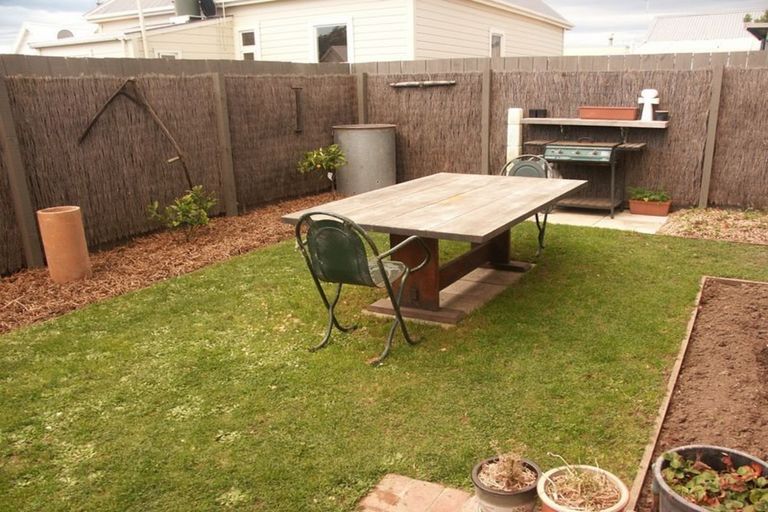 Photo of property in 60 Nelson Street, Forbury, Dunedin, 9012