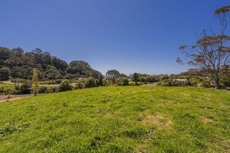 Photo of property in 5 Te Puia Place, Hot Water Beach, 3591