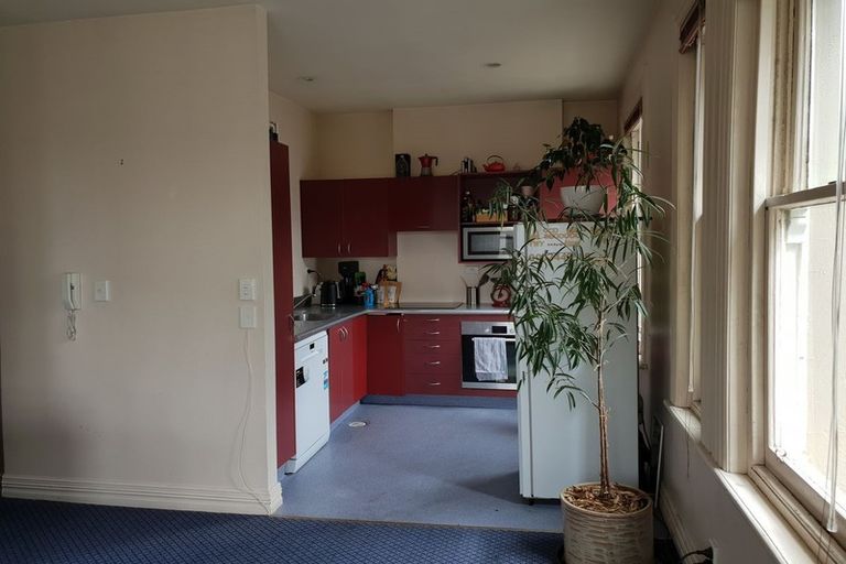 Photo of property in 8/31 Dowling Street, Dunedin Central, Dunedin, 9016