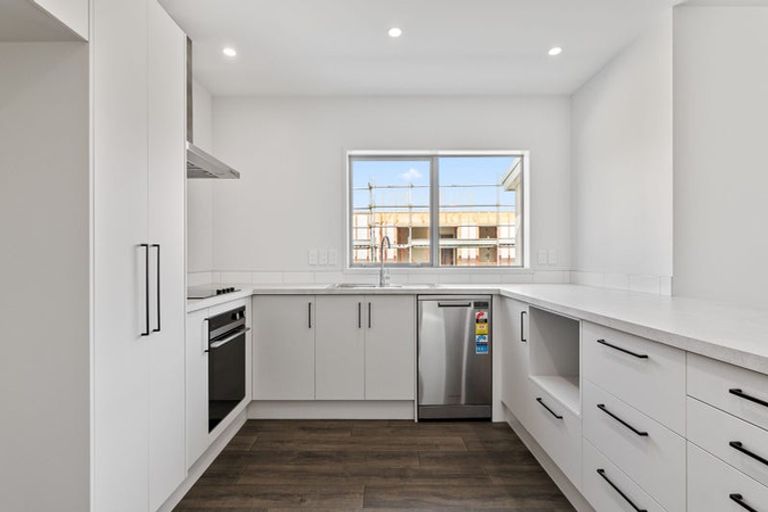 Photo of property in 12 Guy King Place, Huntly, 3700