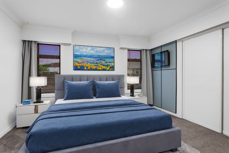 Photo of property in 69 Coopers Road, Dallington, Christchurch, 8061