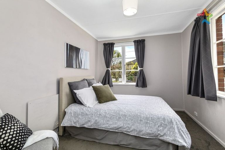 Photo of property in 16 Cleland Crescent, Naenae, Lower Hutt, 5011