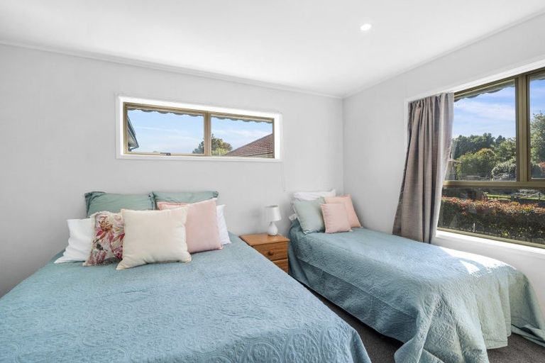 Photo of property in 36b Grand Vue Road, Kawaha Point, Rotorua, 3010