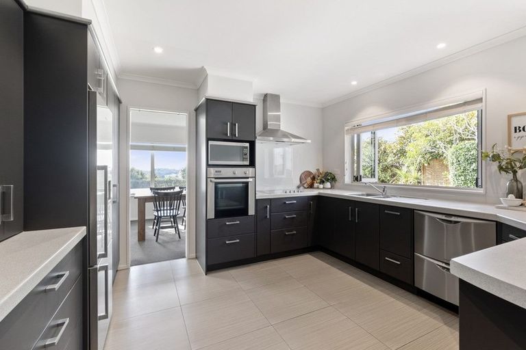 Photo of property in 42 Grace James Road, Pukekohe, 2120