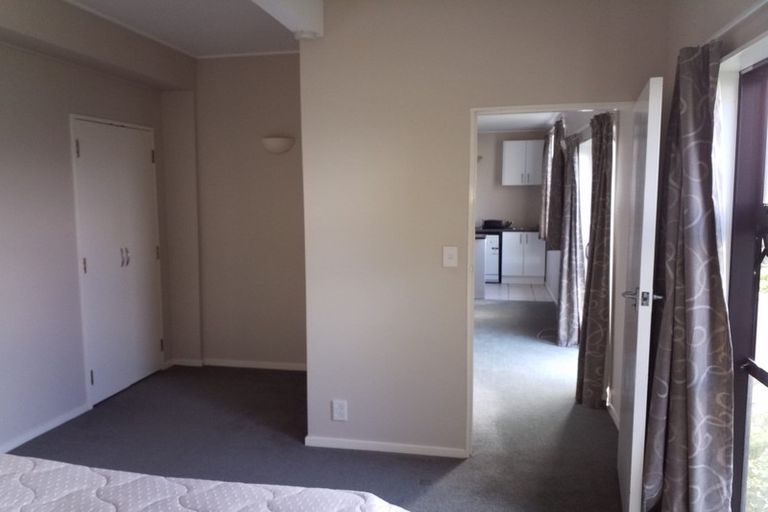 Photo of property in 81 View Road, Houghton Bay, Wellington, 6023