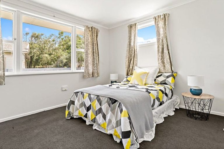 Photo of property in 20b Frank Hewitt Street, Pukekohe, 2120