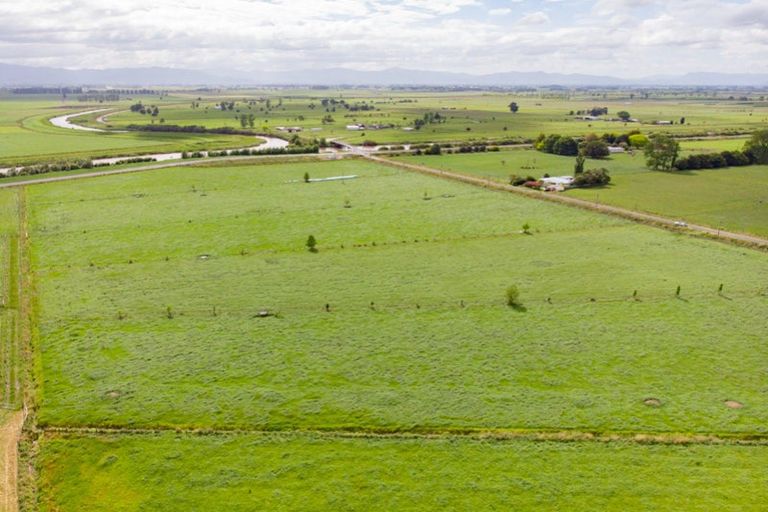 Photo of property in 30 Phillips Road, Ngatea, 3597