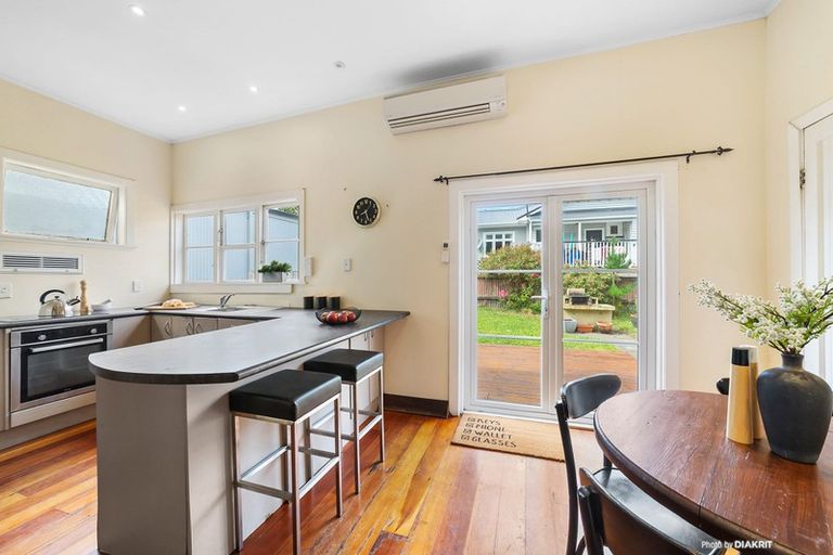 Photo of property in 8 Ruahine Street, Hataitai, Wellington, 6021