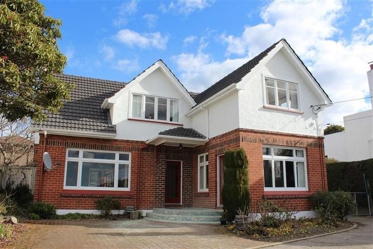 Photo of property in 119 Eglinton Road, Mornington, Dunedin, 9011