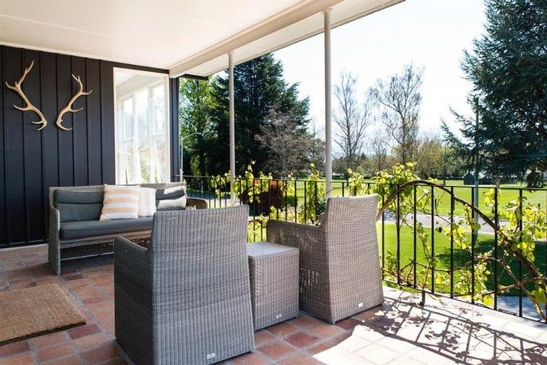 Photo of property in 3 Hereworth Grove, Havelock North, 4130