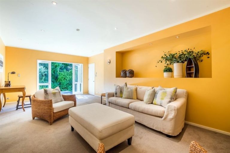 Photo of property in 20 Belmont Terrace, Milford, Auckland, 0620