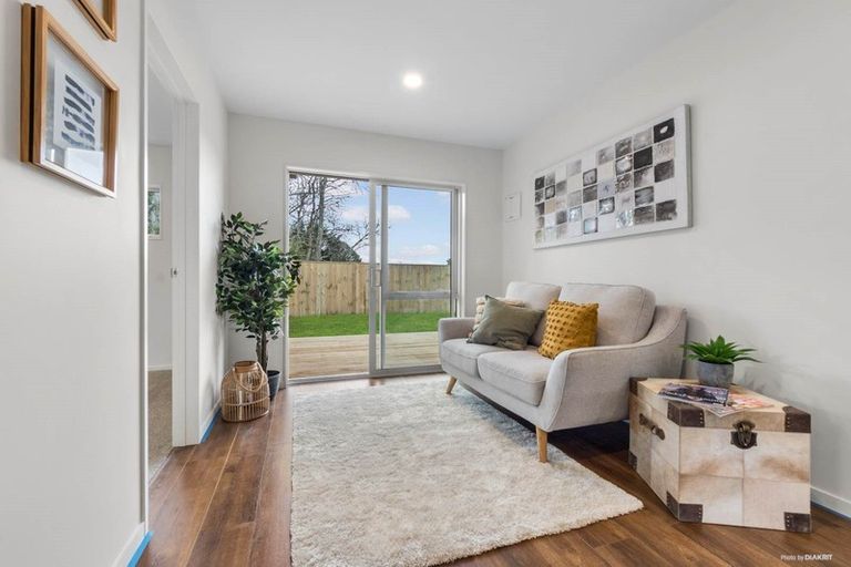 Photo of property in 3 Han Court, Glen Eden, Auckland, 0602