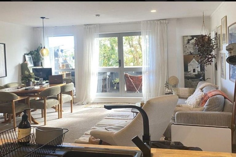 Photo of property in 325/26 Morningside Drive, Morningside, Auckland, 1025