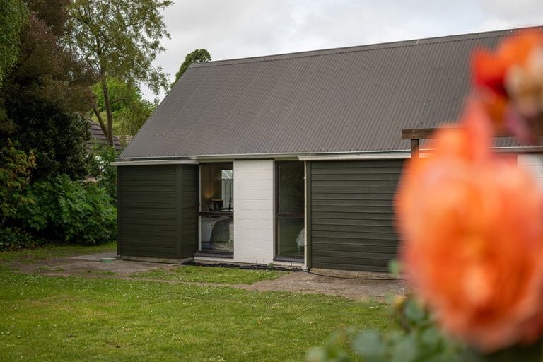 Photo of property in 103c Waimairi Road, Ilam, Christchurch, 8041