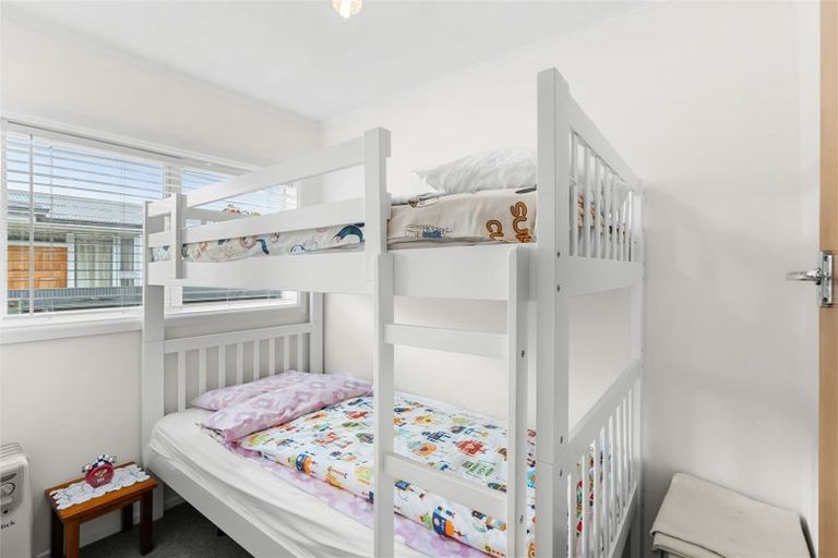 Photo of property in 37 Roydvale Avenue, Burnside, Christchurch, 8042