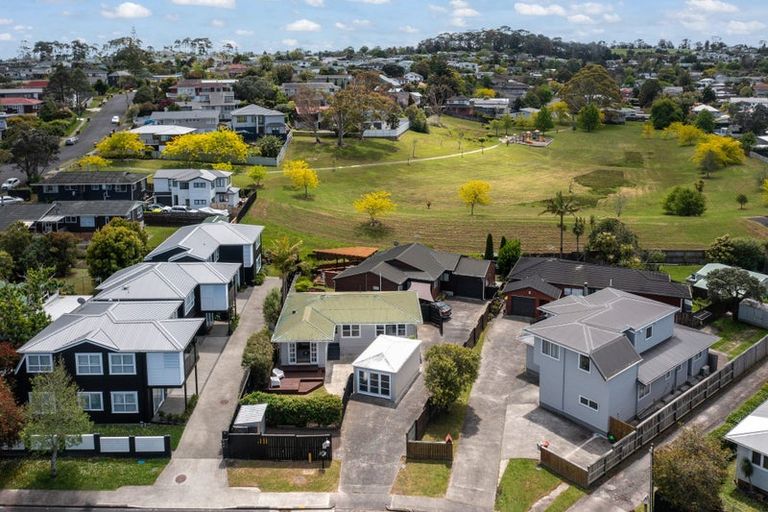 Photo of property in 1/45 Seine Road, Forrest Hill, Auckland, 0620