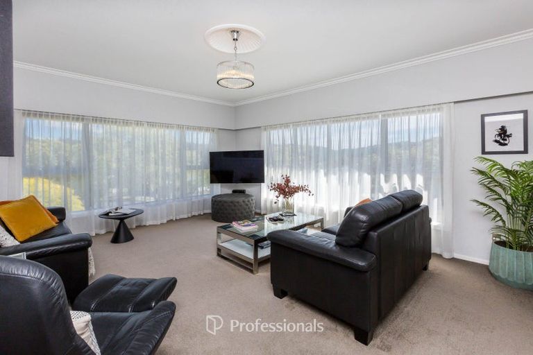 Photo of property in 18 Dalton Grove, Stokes Valley, Lower Hutt, 5019