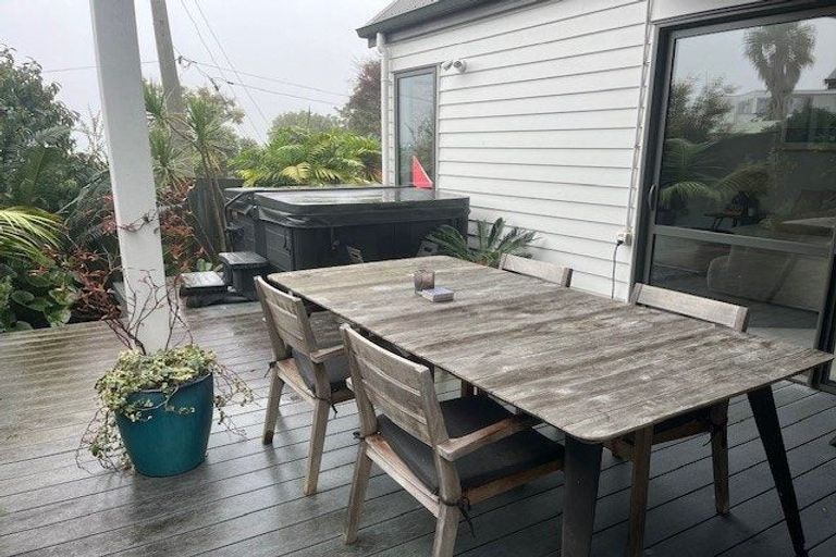 Photo of property in 20e Waterloo Street, Howick, Auckland, 2014