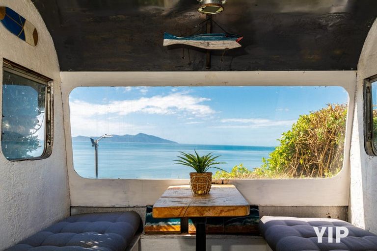 Photo of property in 30 Pukerua Beach Road, Pukerua Bay, 5026