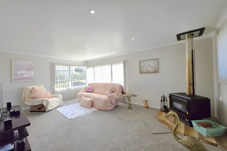 Photo of property in 15 Mckay Crescent, Dargaville, 0310