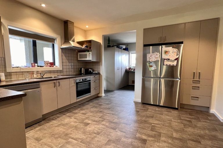 Photo of property in 236 Greers Road, Bryndwr, Christchurch, 8053