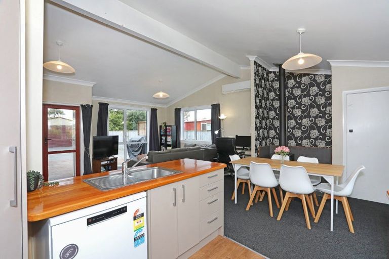 Photo of property in 146 High Street, Bulls, 4818