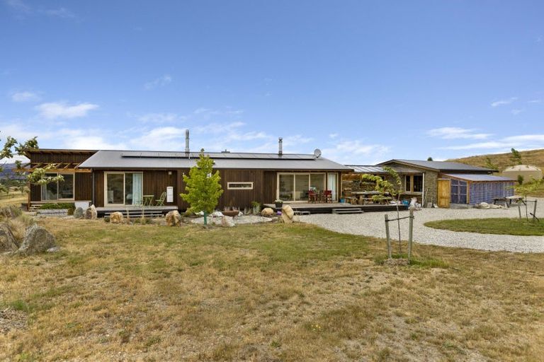 Photo of property in 163 Golden Road, Springvale, Alexandra, 9393