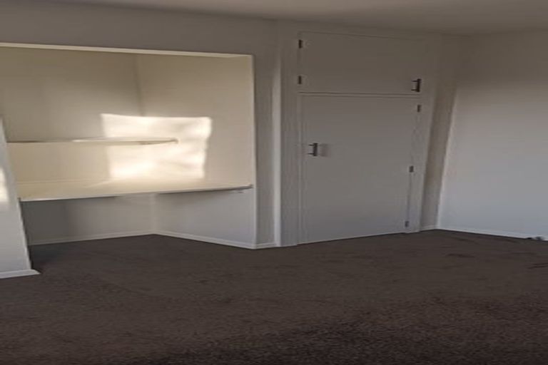 Photo of property in 10 Inca Place, Redwood, Christchurch, 8051