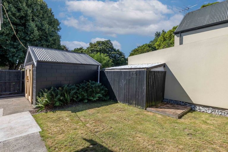 Photo of property in 114 Strickland Street, Sydenham, Christchurch, 8023