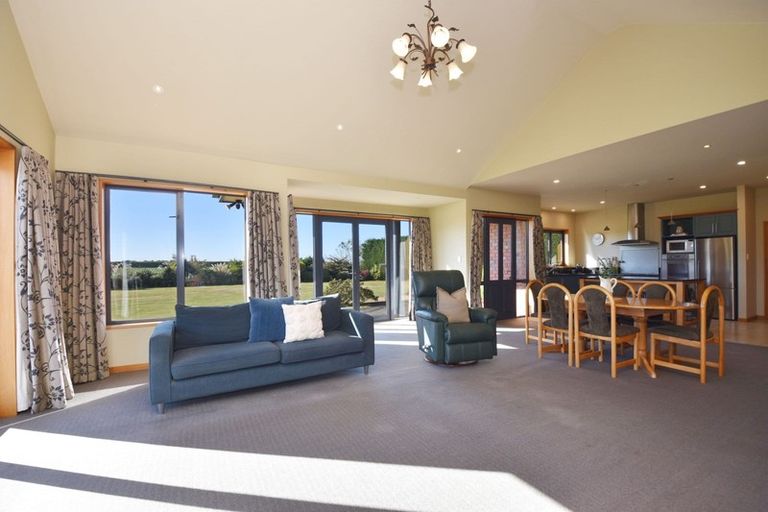 Photo of property in 118 Roslyn Road, Roslyn Bush, Invercargill, 9876