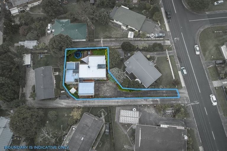 Photo of property in 1/350 Royal Road, Massey, Auckland, 0614
