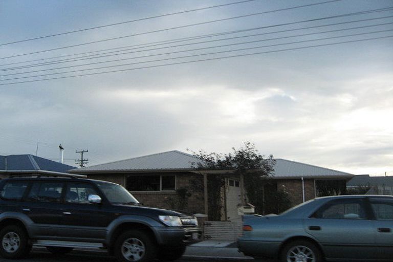 Photo of property in 30 Lanark Street, Balclutha, 9230