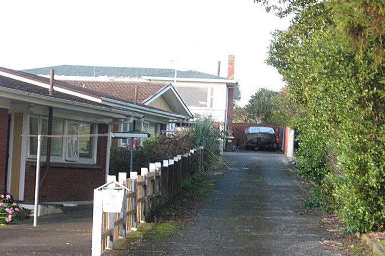 Photo of property in 56 Great South Road, Manurewa, Auckland, 2102