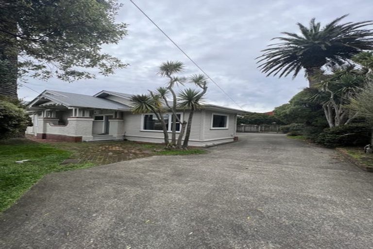 Photo of property in 11 Rolleston Street, Mount Cook, Wellington, 6021