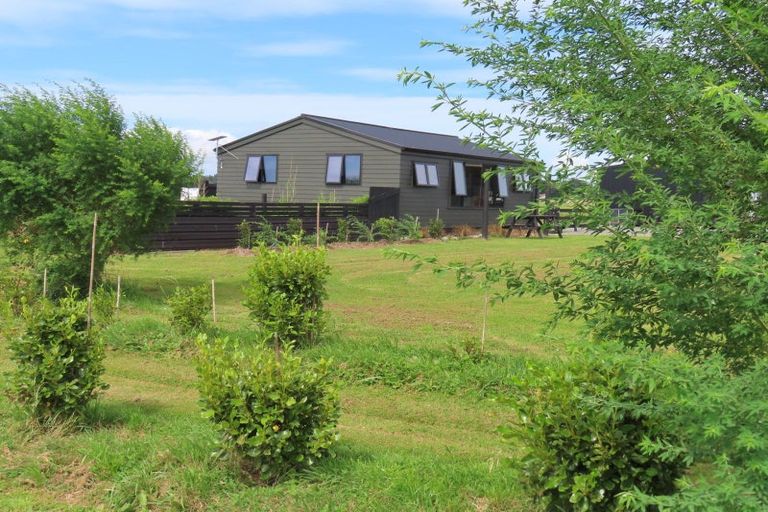 Photo of property in 490 Maharahara Road, Dannevirke, 4972