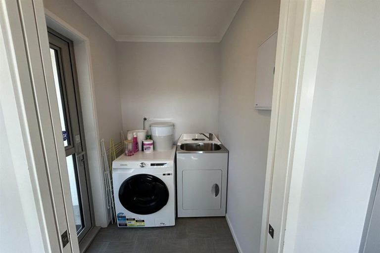 Photo of property in 3 Tamarisk Place, Parklands, Christchurch, 8083